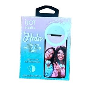 HALO clip on selfie ring light. Adjustable.